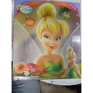 Puzzle Floor Tinker Belland the Lost Treasure 3' Oval 24" x 36" 46 Pieces